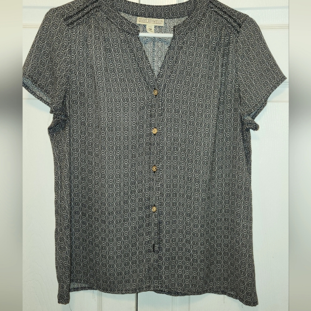 💚 PM Black and White patterned blouse